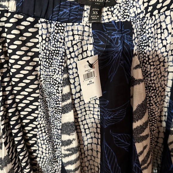 nWT banana Republic factory XS petite pleate skirt - Picture 3 of 5